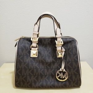 Michael Kors Brown Medium Stachel